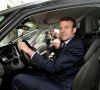 78431_2016_-_French_Minister_Emmanuel_Macron_trials_Groupe_Renault_s_autonomous